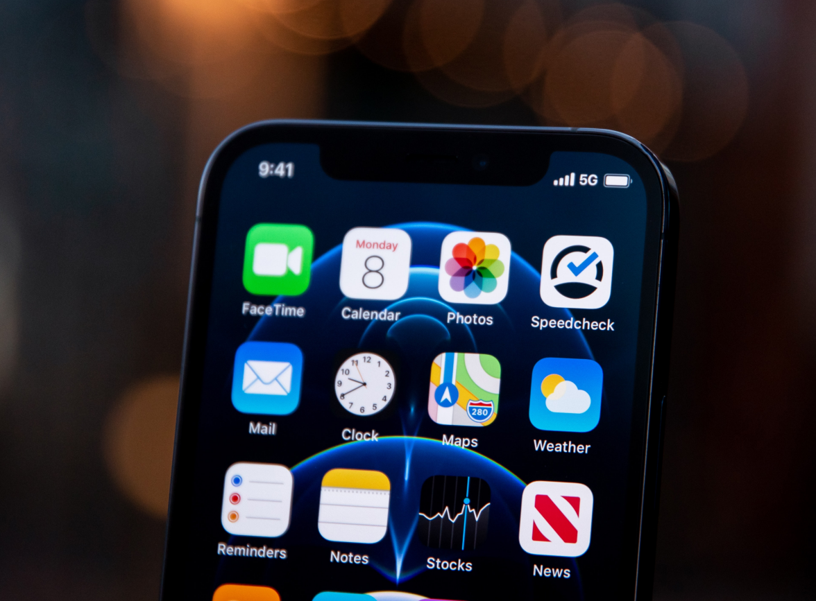 博山苹果手机维修分享为什么 iPhone 12 在冬季会自动关机 