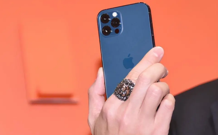 博山苹果手机维修分享iPhone12系列重启方法教程 